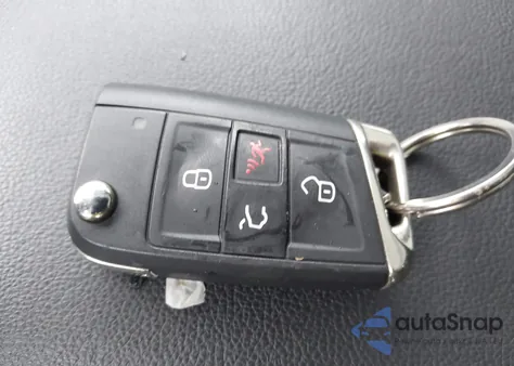 2019 Volkswagen Tiguan 2.0T Se/2.0T Sel/2.0T Sel R-Line/2.0T Sel R-Line Black z USA, uszkodzony, nr VIN 3VV2B7AX7KM005110